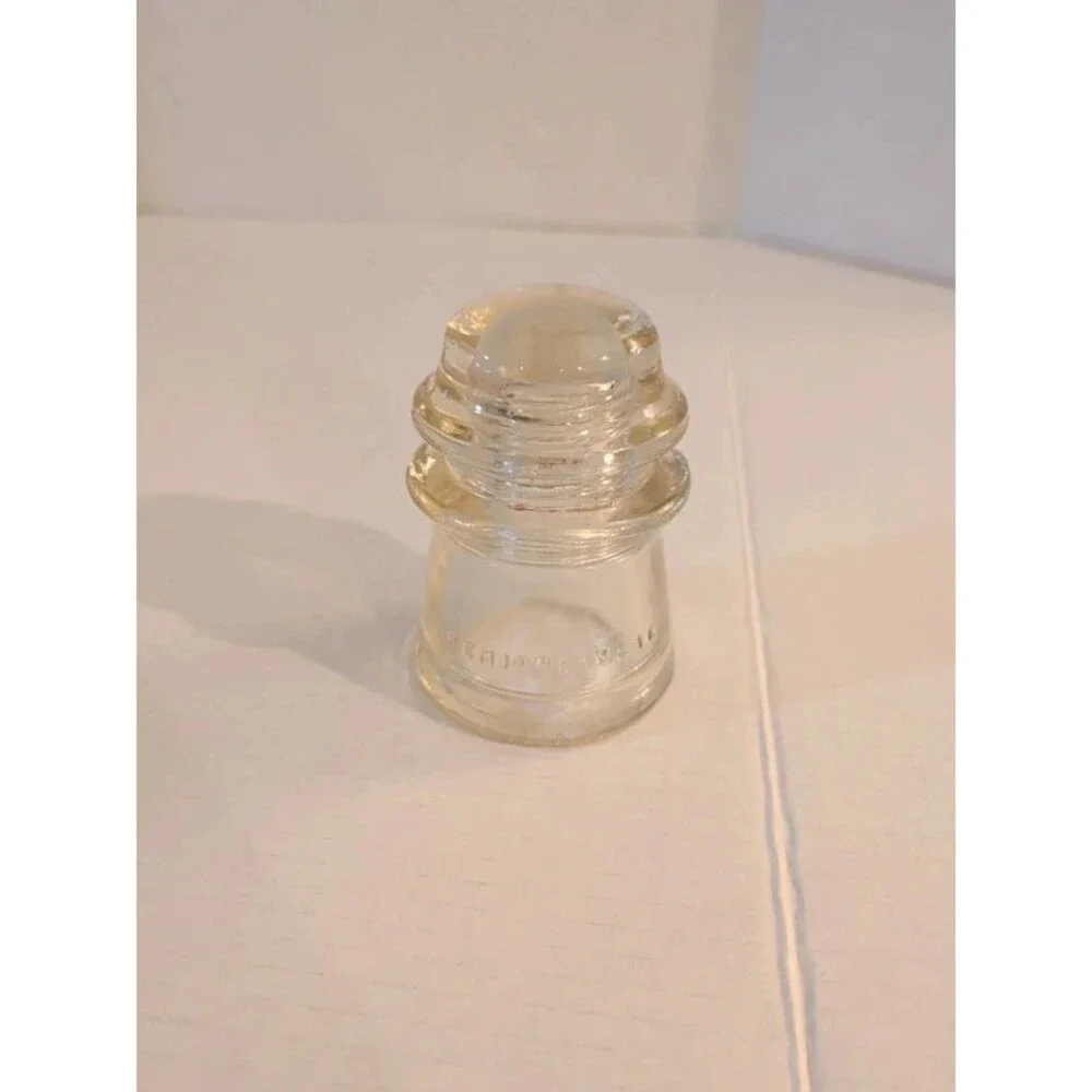 Hemingray clear insulator